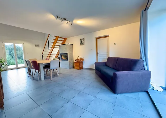 Du Bois Le Renard Proche Gerardmer Tendon